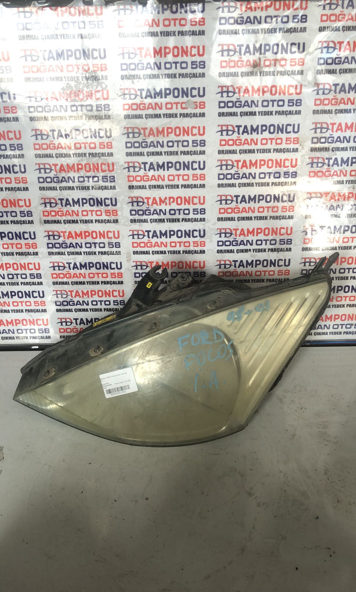 FORD FOCUS SOL FAR 98-01